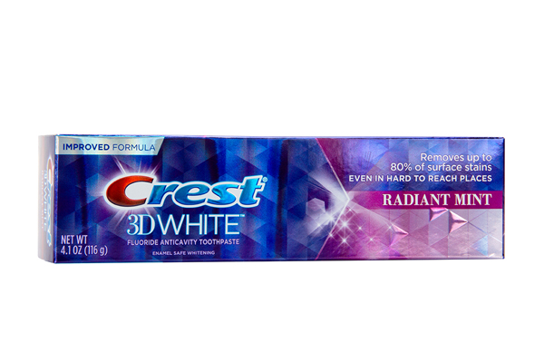 Kem đánh răng Crest 3D White radiant mint Whitening